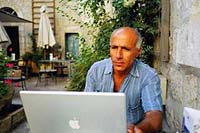 vanunu4web.jpg