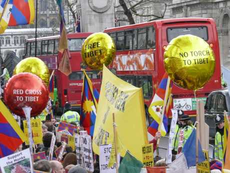 Opposite Downing Street before the torch's arrival