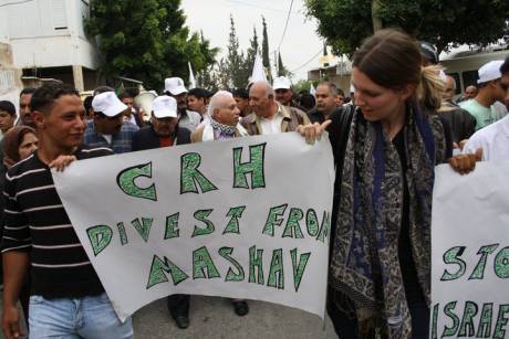 CRH placards lead the demo