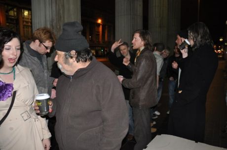 Tir Na Saor come to show solidarity with Kevin and John at the GPO