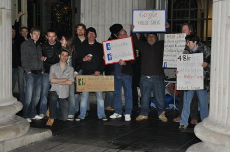 Tir Na Saor come to show solidarity with Kevin and John at the GPO