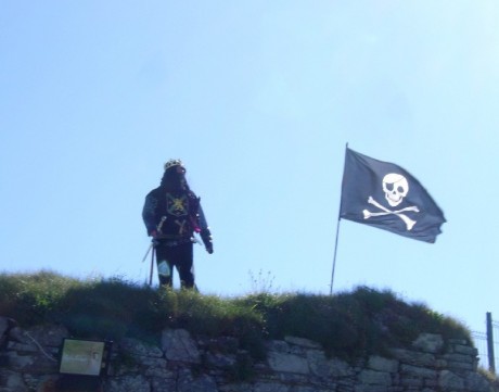 Pat "the Picket" on the ramparts making his point