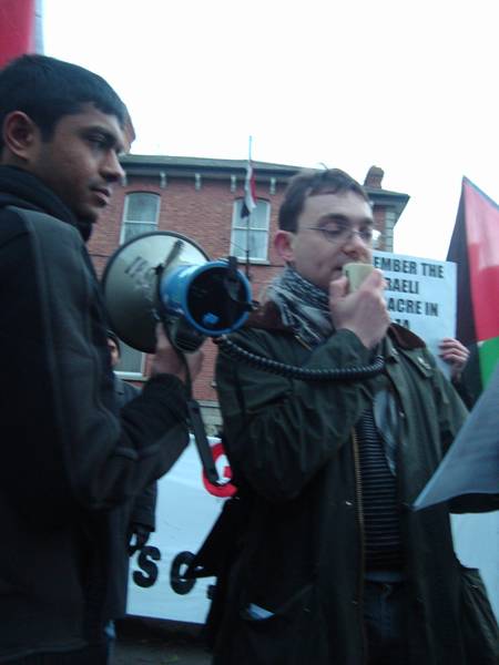 Dr. David Landy reads alound the letter that the Egyptian Embassy refused to accept