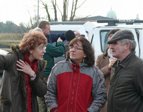 From L to R: Dr Philomena McKenna, Treasa N� Cheannabh�in of the Galway Palestine Children�s Appeal and Niall Farrell of Galway Alliance Against War