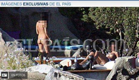 1 of the 700 photos of Berlusconi's party (relaxing jovial party not political liberal democratic party) he's right wing.