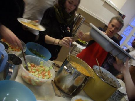 grubs up c/o the belfast food not bombs crew