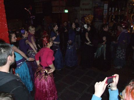 Entertainment @ the Criscn Ln 1 - Cork bellydance troupe