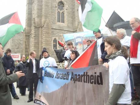 Click on image to see full-sized version IPSC Chair Dr David Landy tells assembled supporters about the intervention in the AGM