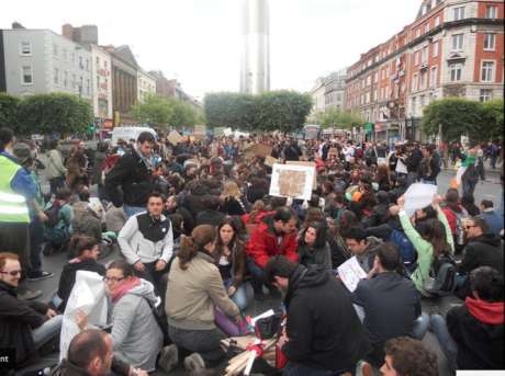 Tahrir > Espaa > Dublin (Real democracy now!)
