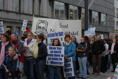 education_cuts_march_cork_22.11.08_053.jpg