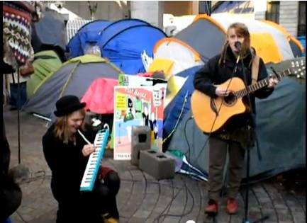 So let the music... #OccupyDameStreet Part 6 - a little french ditty