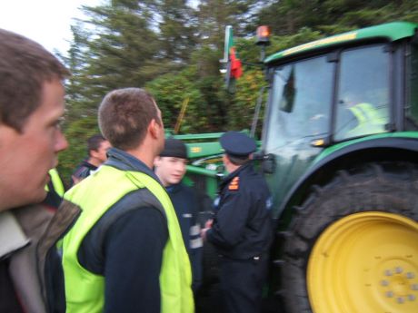 Plant hirer to Shell TJ Carey declines the invitation to join the picket.